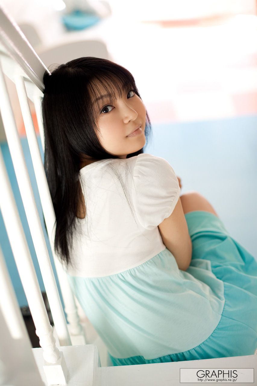 Chihiro Aoi / Chihiro Aoi [Graphis] First Gravure First off daughter Page 6 No.197e26