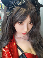 [COS Welfare] Douyu Anchor แม่มดน้อย Luna - Tohsaka Rin