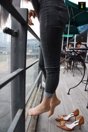 Yu Sai "Kuris" [IESS] Đôi chân tuyệt đẹp khi mặc quần tất