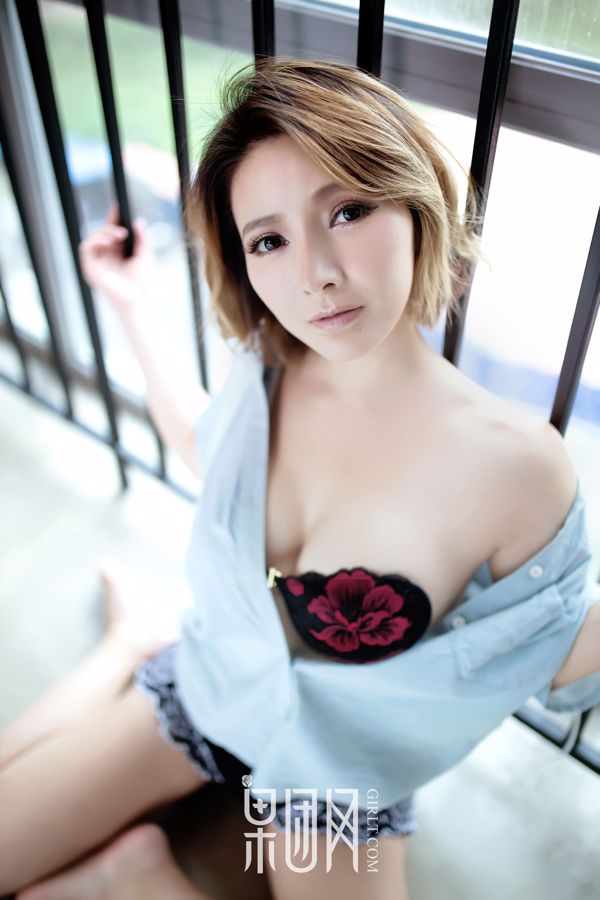 Mujer japonesa vieja y húmeda "Servicio japonés puro" [果 团 网 Girlt] No.037
