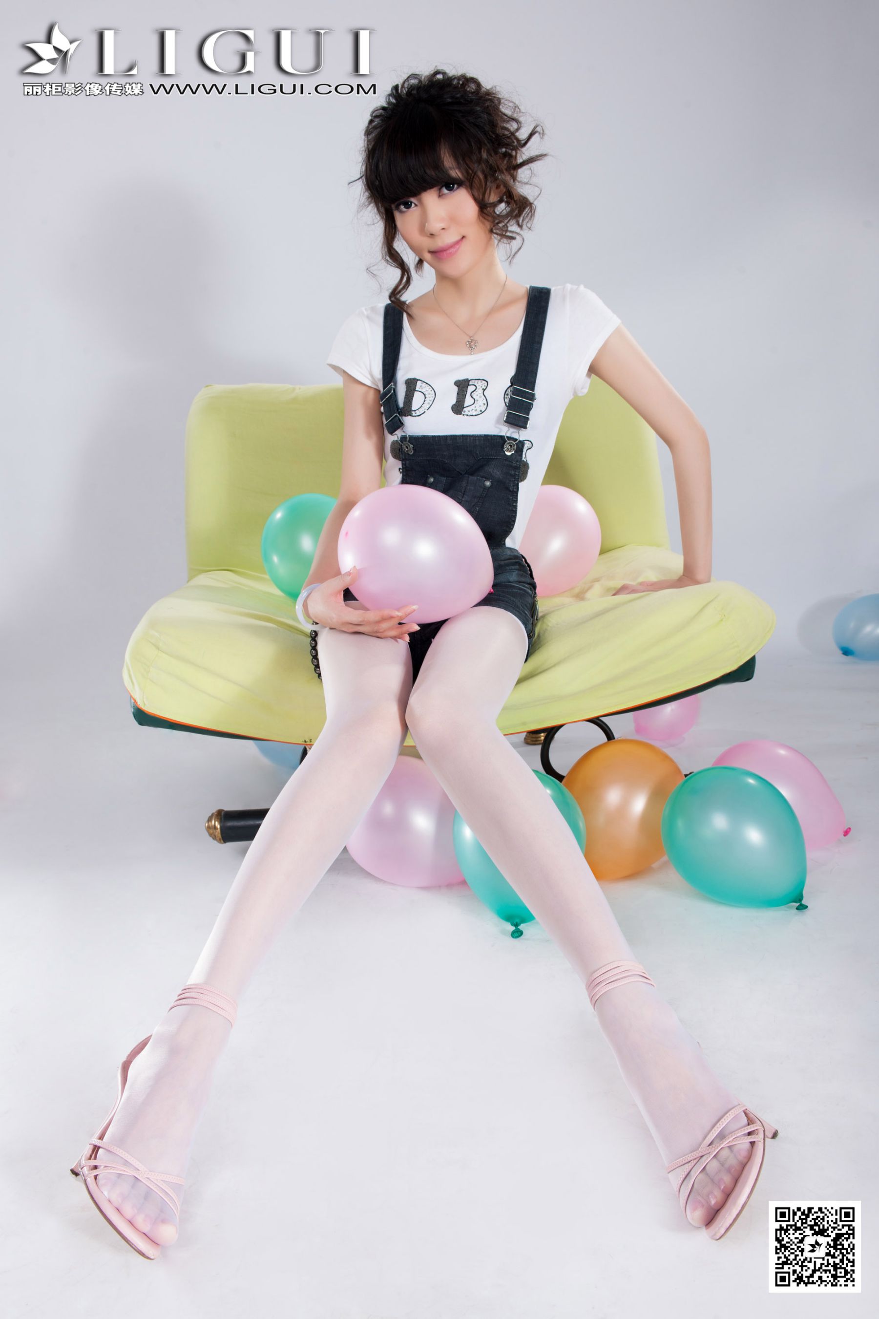 Model Lele "Cute Strap Denim + White Silk High Heel" Complete Works of Upper Middle and Lower [丽柜LiGui] Beautiful legs and jade feet photo Page 74 No.5f0b5c