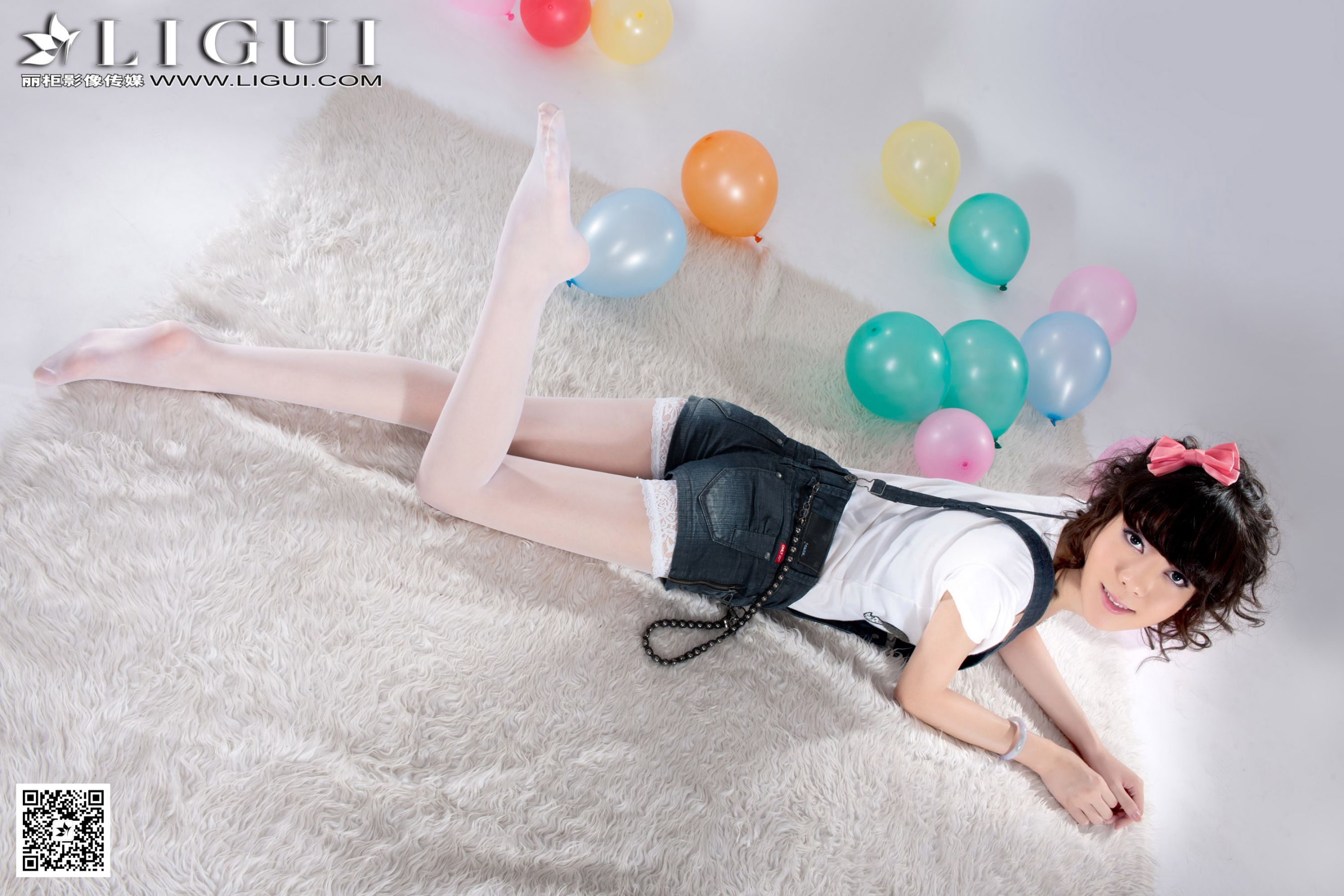 Model Lele "Cute Strap Denim + White Silk High Heel" Complete Works of Upper Middle and Lower [丽柜LiGui] Beautiful legs and jade feet photo Page 19 No.3b0e79