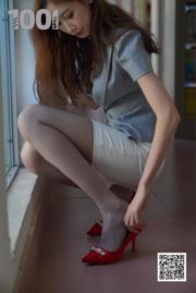 [Tausendundeiner Nacht IESS] Model Strawberry "New Trainee Teacher 2" Schöne Beine und Füße