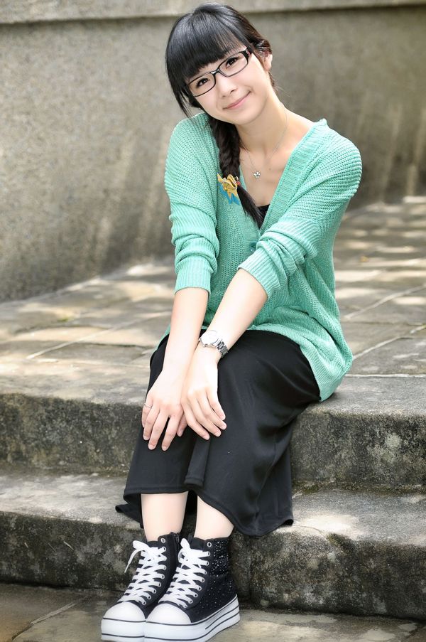 Taiwan Ching Chun Zheng Mei Cha Cha "Small Fresh Outing" Fotoalbum