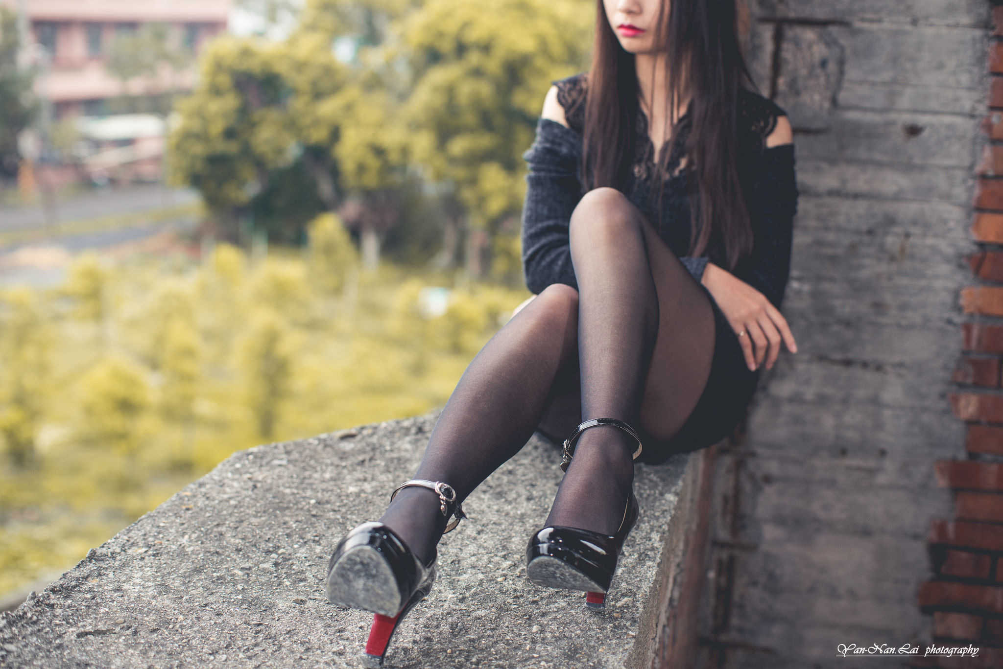[Taiwanese model] Jenny "Black Silk Outside Shooting" Page 16 No.817736